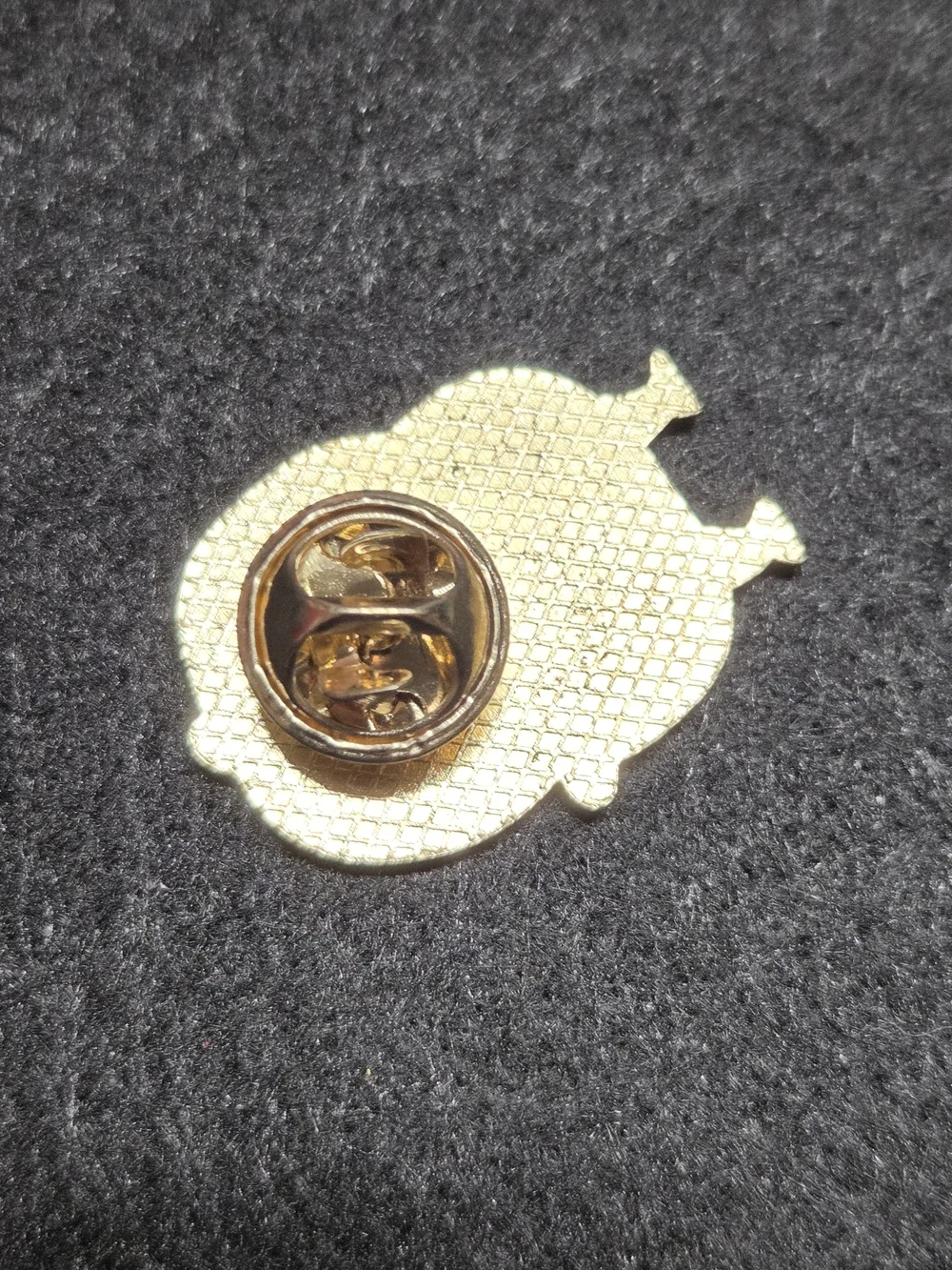 **Gold Tone Enamel Pin Backing - Single Butterfly Clutch** - Picture 2 of 2